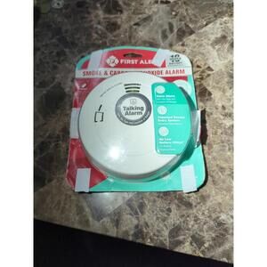 First Alert Smoke Detector and Carbon Monoxide Detector Alarm | Battery Operated